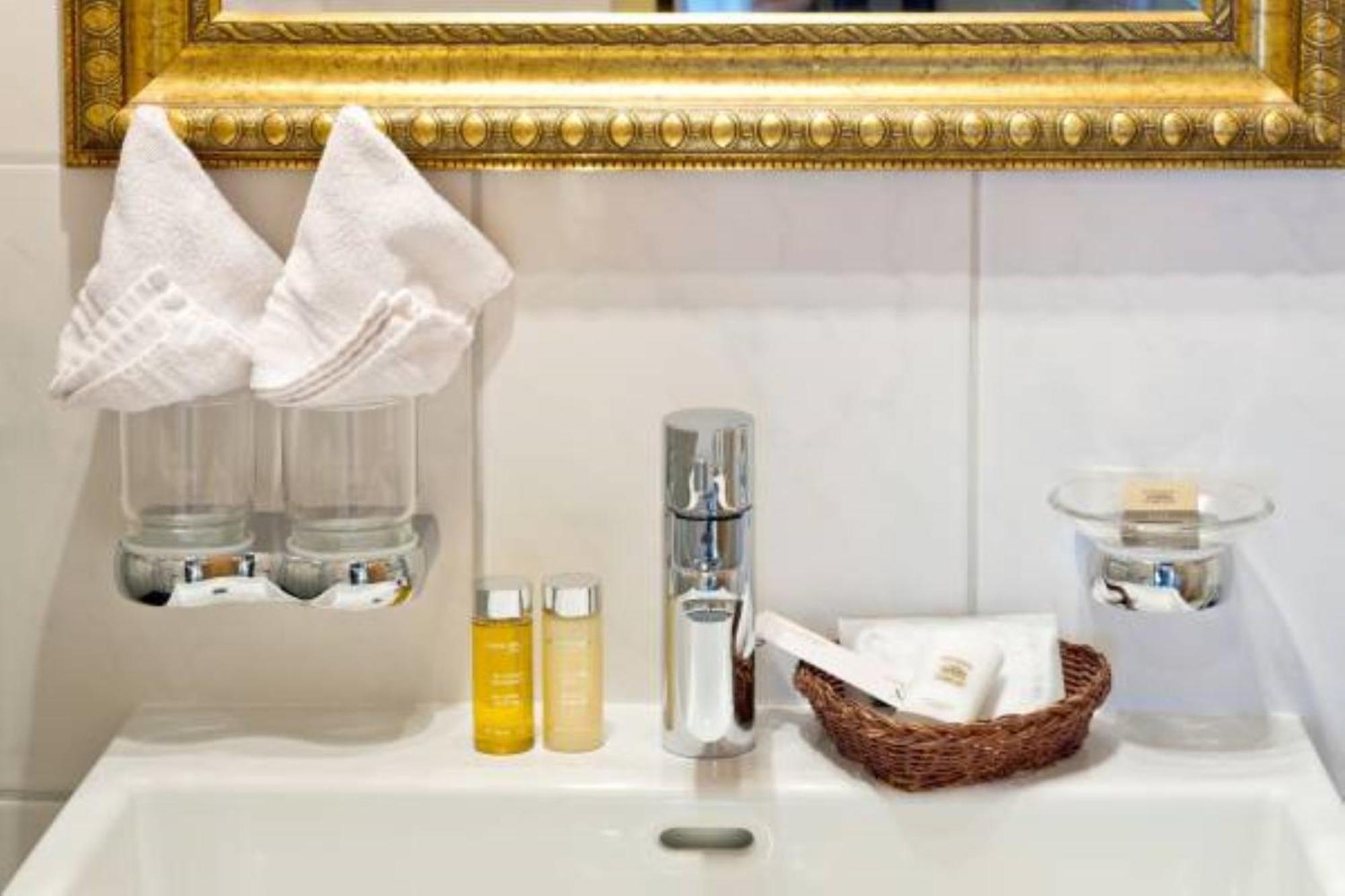Hotel Restaurant Buerchnerhof Burchen Room photo